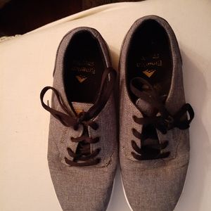 Men's Emerica shoes worn once